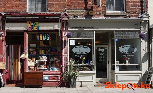 Sklepoteka.pl - Czy Sklepy Stacjonarne Mogą Konkurować z E-Commerce? Kluczowe Strategie dla Tradycyjnego Handlu